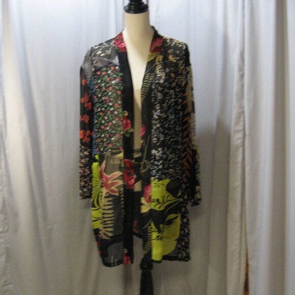 Sacred Threads Patchwork Lightweight Jacket - Picture 5 of 6